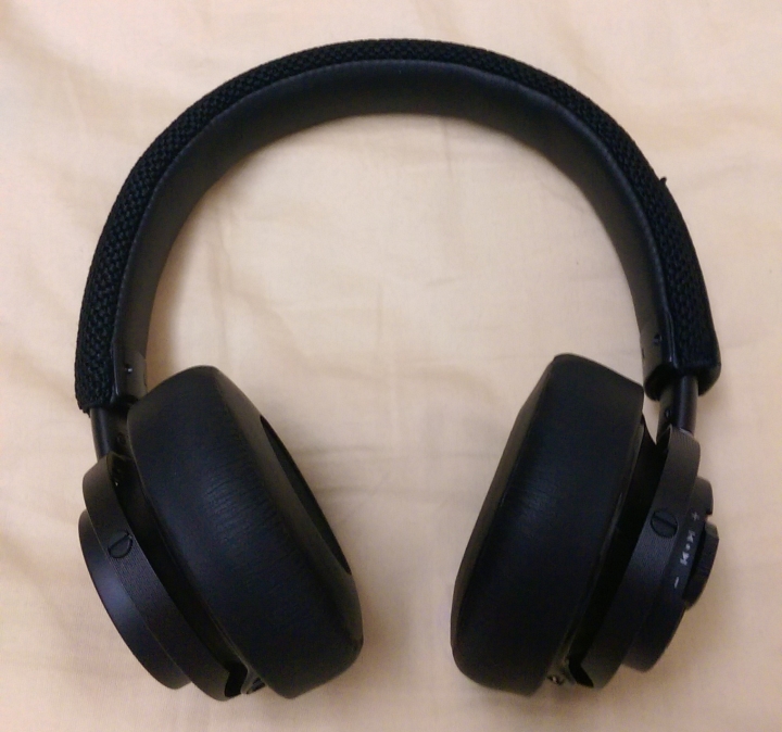 PHILIPS Fidelio M2BT 來報到