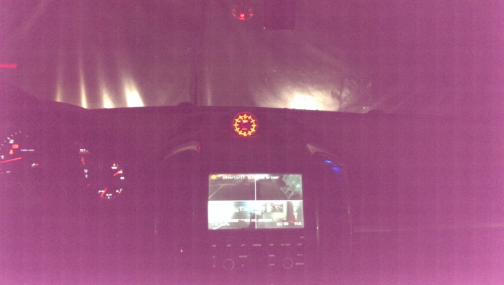 cayenne 軌跡標線倒車顯示及 Clock