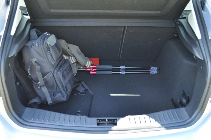 Ford Focus 1.6 5D好友默契24小時試駕體驗-白沙岬燈塔、永安漁港、竹圍漁港及奇跡咖飛場