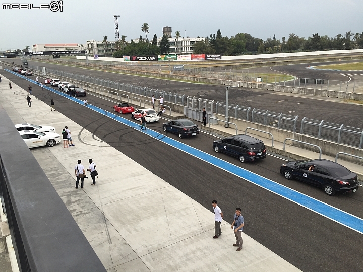 MAZDA和我將超越極限一起顛覆大鵬灣--2014 MAZDA DAY品牌賽道體驗日