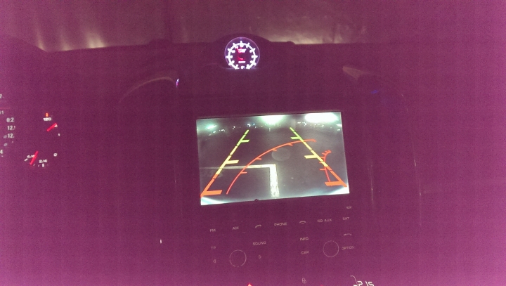 cayenne 軌跡標線倒車顯示及 Clock