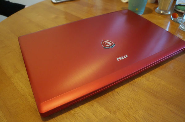 【開箱】筆電也要高調奢華,MSI GS70 Stealth Pro熱情紅