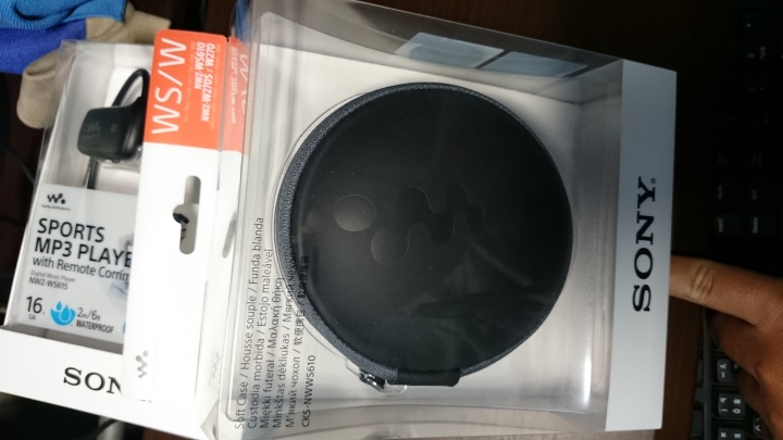 SONY NWZ-WS610 防水藍牙耳機+收納盒開箱(台灣型號NWZ-WS613)