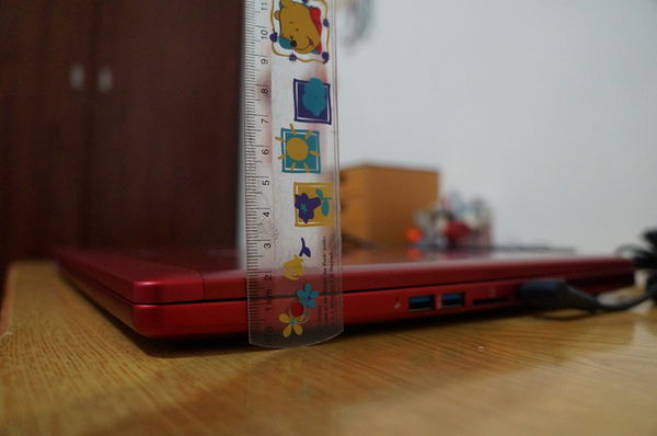 【開箱】筆電也要高調奢華,MSI GS70 Stealth Pro熱情紅
