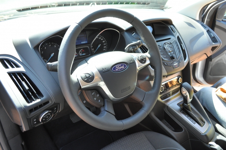 Ford Focus 1.6 5D好友默契24小時試駕體驗-白沙岬燈塔、永安漁港、竹圍漁港及奇跡咖飛場