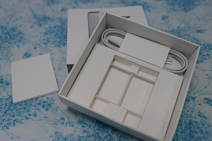 Mac mini (Late 2012)...i7四核總算買到之開箱文~ ~
