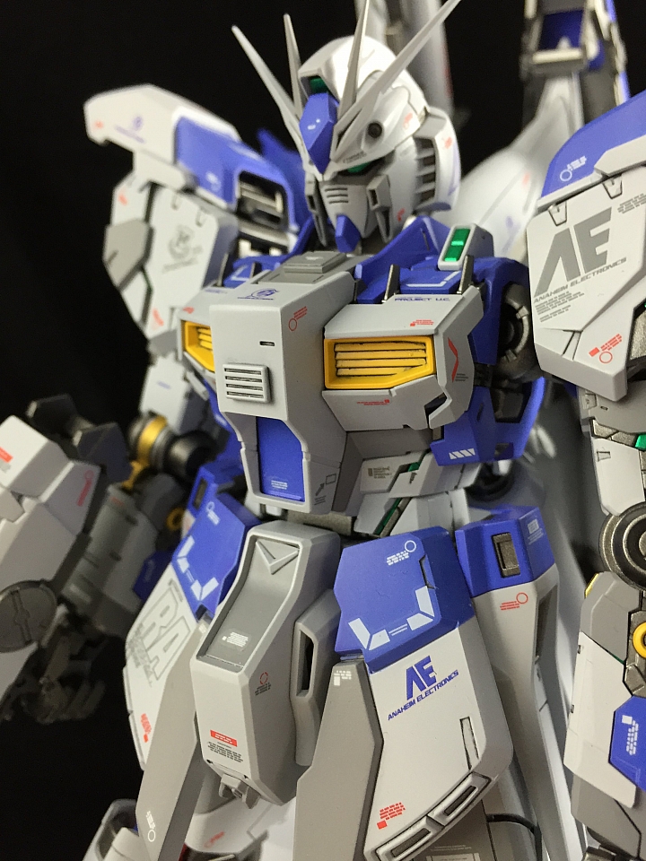MG 1/100 Hi-ν GUNDAM With HWS & DE-SHILD