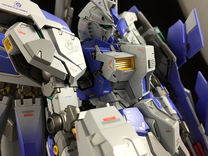 MG 1/100 Hi-ν GUNDAM With HWS & DE-SHILD