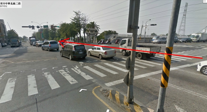 台南市北區鹽水溪橋堤防步道~行動不便的老人遭搶~~
