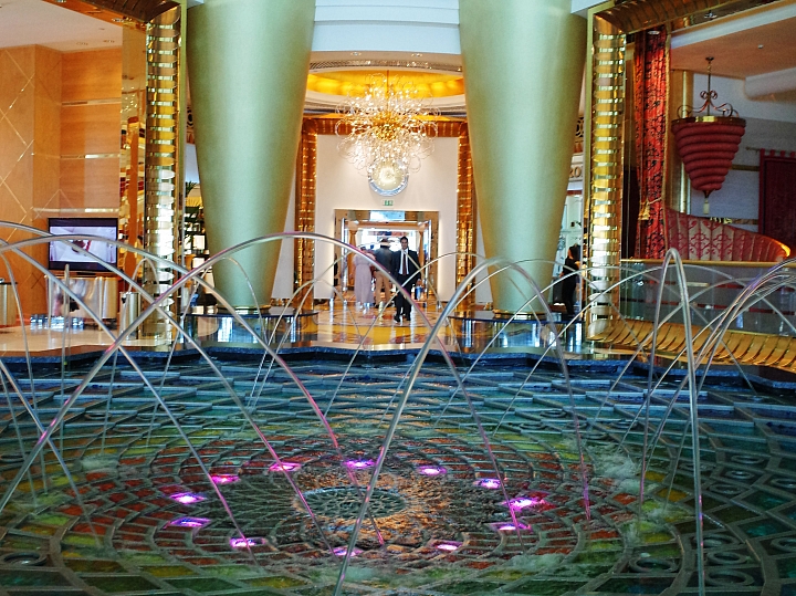 帶著 Ricoh GR 就出發【杜拜+雅典+聖托里尼自由行】Day2