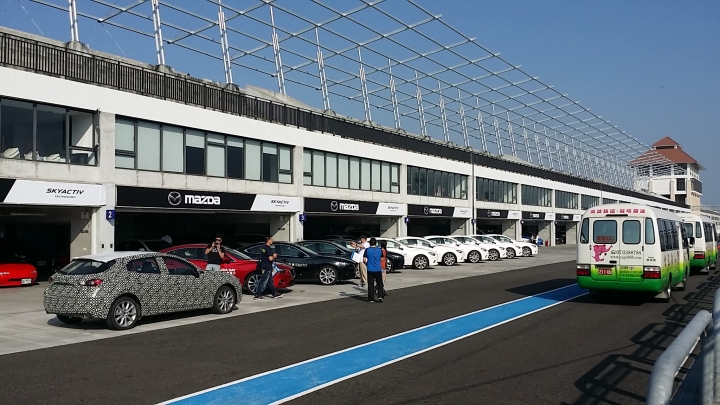 六號馬車的人馬一體精神體驗--2014 Mazda Day 品牌賽道體驗日心得
