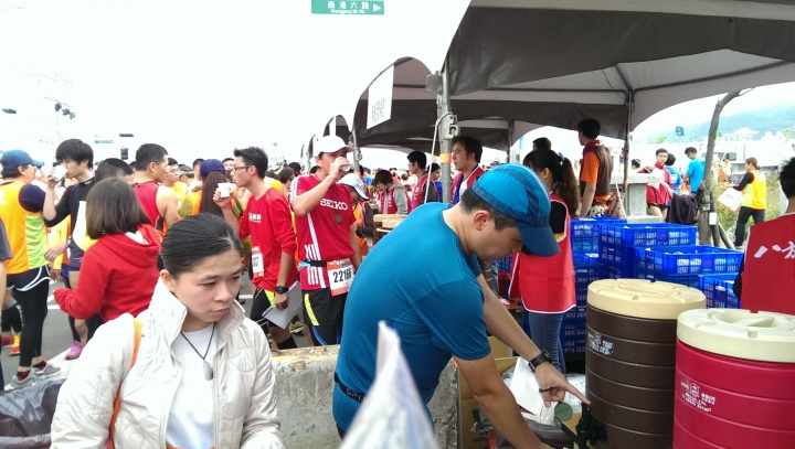 我與BROOKS Pureflow3的八方雲集公益路跑----鞋測
