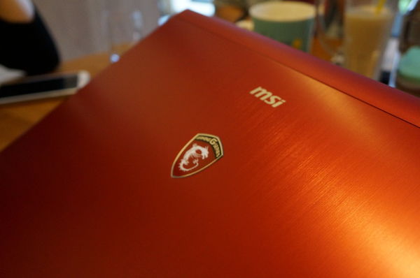 【開箱】筆電也要高調奢華,MSI GS70 Stealth Pro熱情紅
