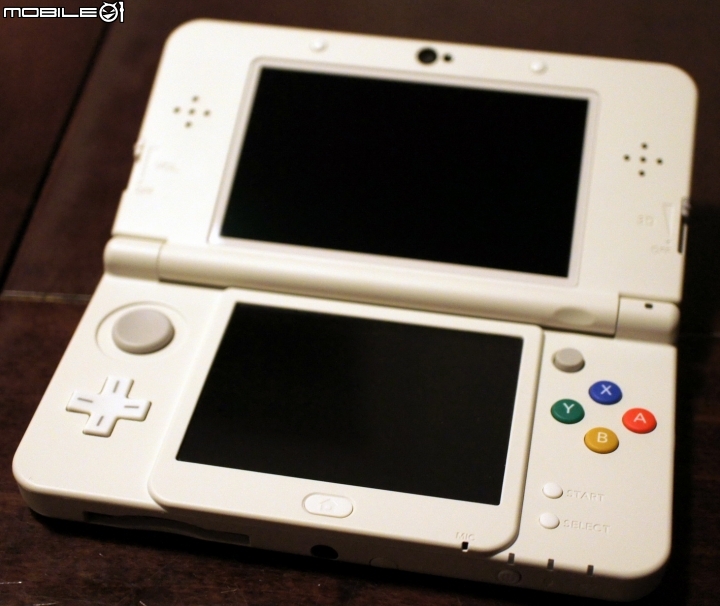 經典重生 NINTENDO NEW 3DS 開箱與心得分享