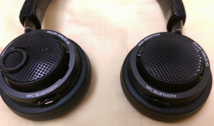 PHILIPS Fidelio M2BT 來報到