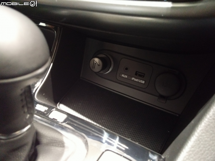 台中KIA賞車(圖多,手機畫質) 新增CARENS 多圖