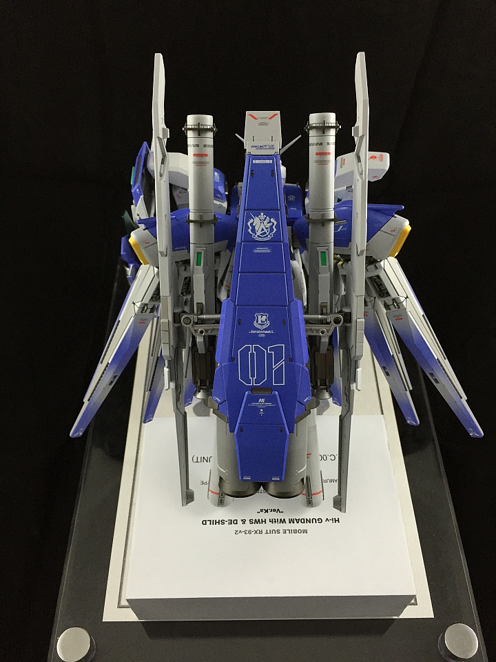 MG 1/100 Hi-ν GUNDAM With HWS & DE-SHILD