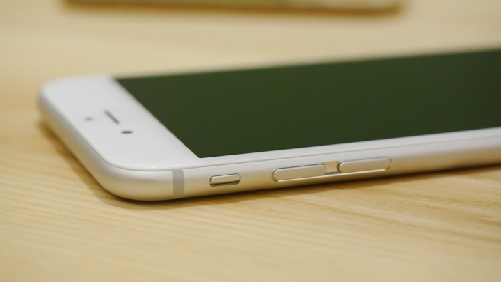 IPHONE 6 銀色與它的鋁質配件們共同開箱