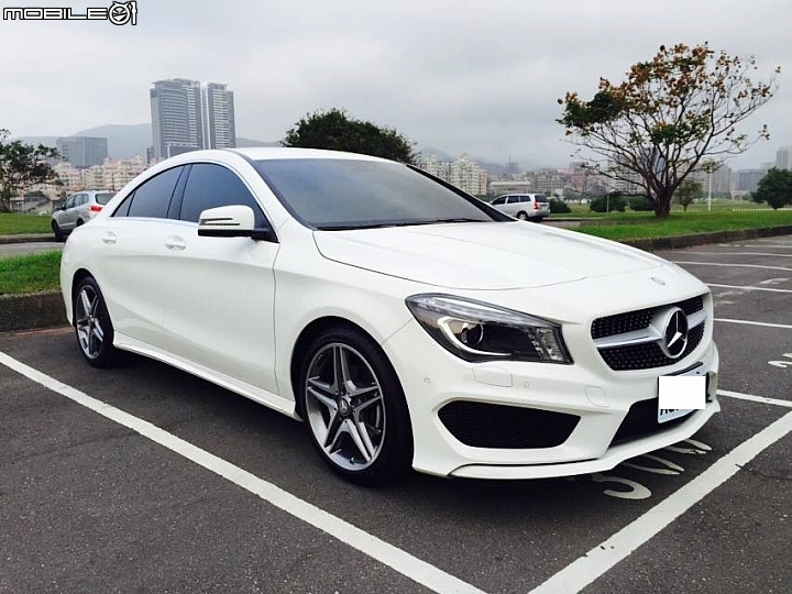 中看也中用-CLA200 AMG 開箱