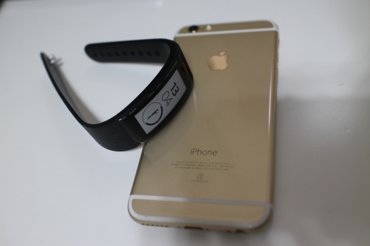 SONY Smartband Talk 便利生活的智慧手環 使用心得