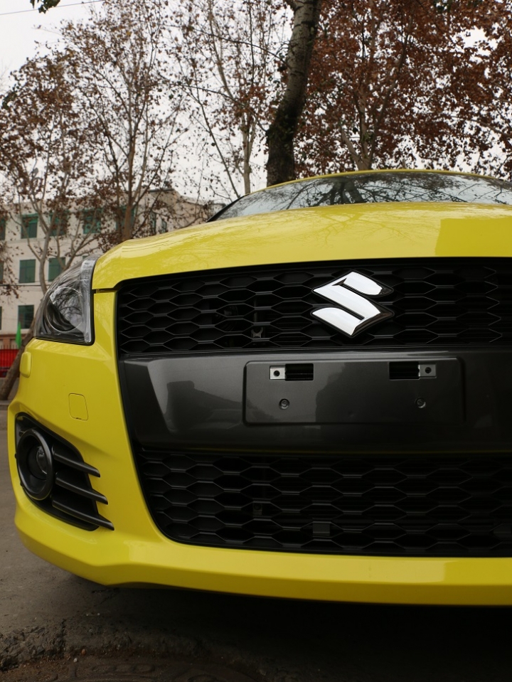 大陸 swift sport CVT開箱作業,圖片很多