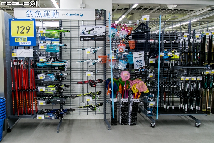 【採訪】1500坪的超大型平價運動商場 - 迪卡儂中和店正式開幕!