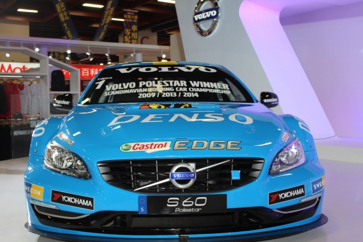 2014台北辣妹展,順便看看車;綜合評比:福特勝!!!