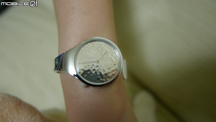 Georg Jensen Vivianna Hammer Bangle Watch