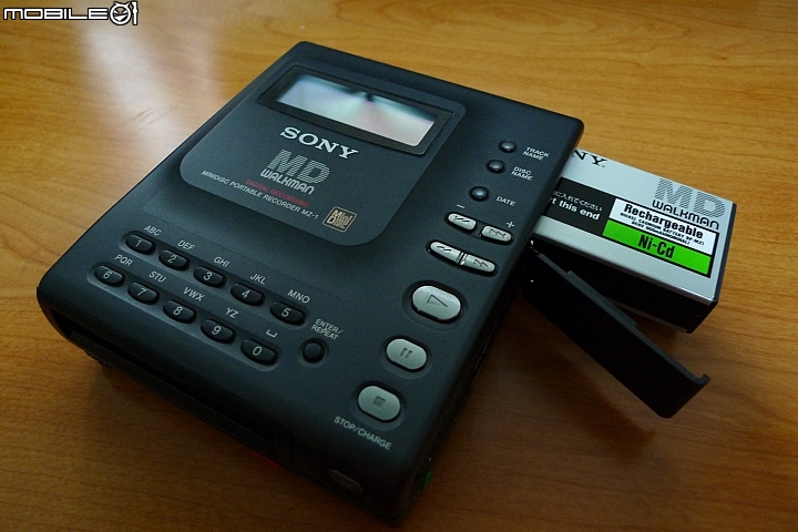 MD的起源,SONY MZ-1