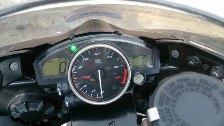 2014/12/27芭達雅Pattaya YAMAHA R6租駕遊記分享