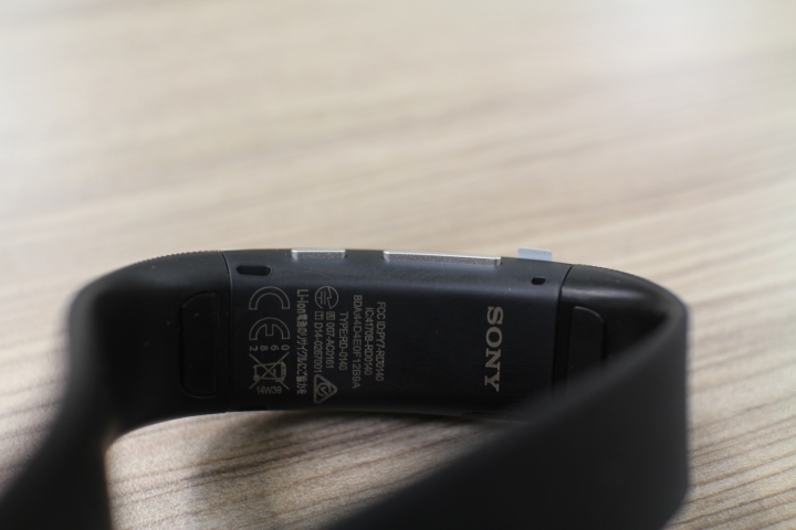 SONY Smartband Talk 便利生活的智慧手環 使用心得