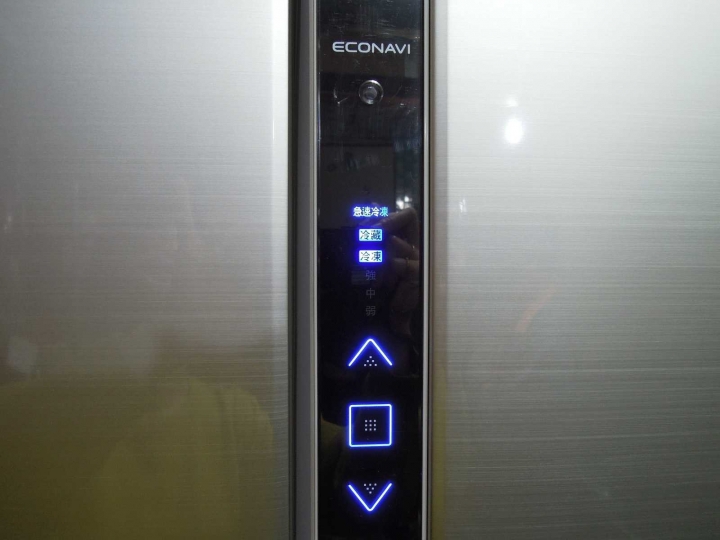 Panasonic ECONAVI+nanoe雙科技( NR-D618NHV 四門 )冰箱~使用開箱文《我家省電‧更懂的保鮮的電冰箱》