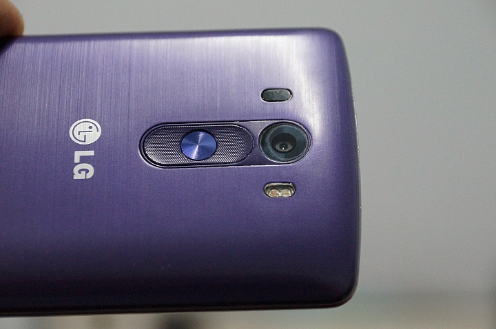 LG G3裸機使用鏡頭鍍膜(刮傷)花掉,附處理方式及圖片