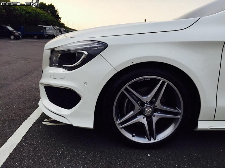 中看也中用-CLA200 AMG 開箱