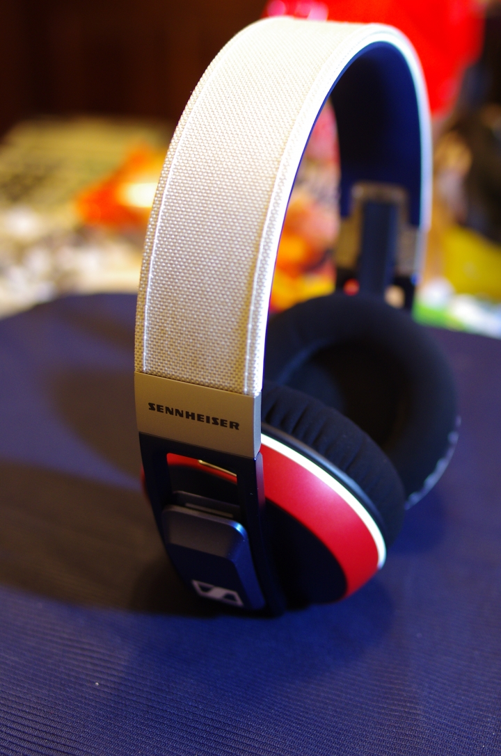 Sennheiser耳機連開兩箱,圖普通,介紹不多,慎入