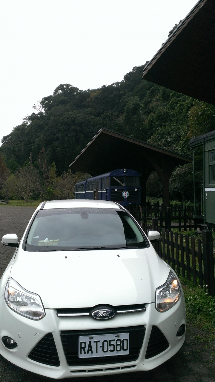 Ford 好友默契出遊去」 Focus 2.0 vs CIVIC 9代 試駕比較心得 台北~太平山