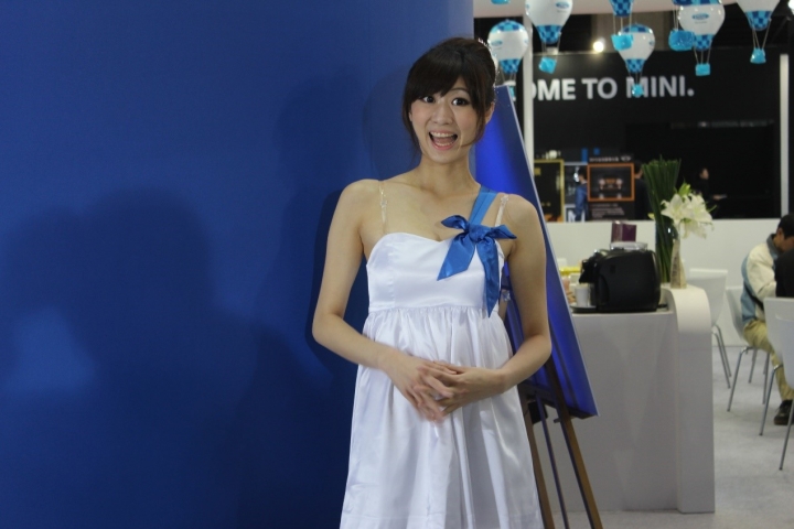 2014台北辣妹展,順便看看車;綜合評比:福特勝!!!