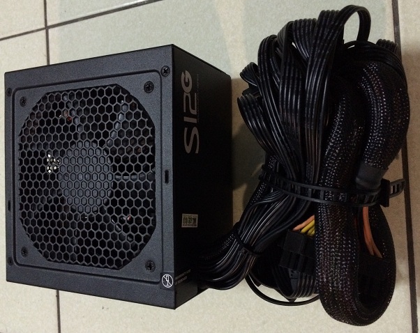 小小開箱.海韻650W-S12G