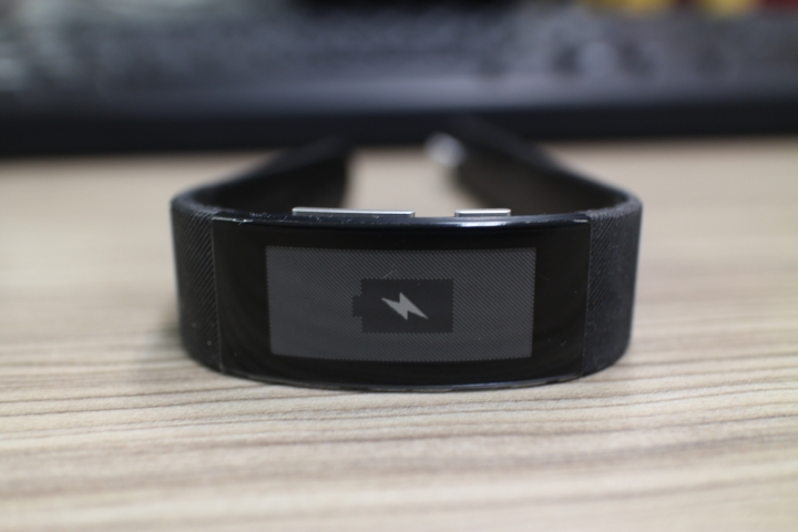 SONY Smartband Talk 便利生活的智慧手環 使用心得