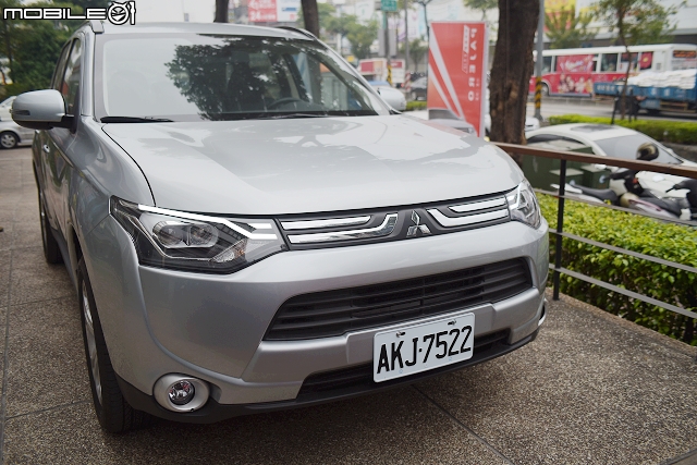 全新Outlander賞車幸福旅遊金等我來之全新體驗。