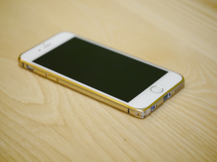 IPHONE 6 銀色與它的鋁質配件們共同開箱