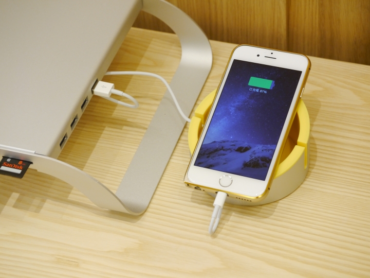IPHONE 6 銀色與它的鋁質配件們共同開箱