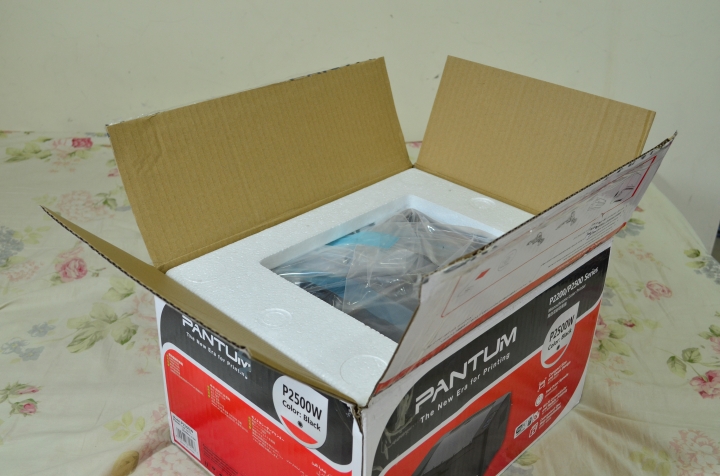 資訊展,在LENOVO旁的新牌子 奔圖「PANTUM」- P2500W