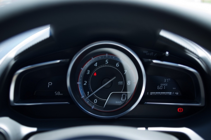 2014 All New Mazda 2 Genki 魂動紅 開箱