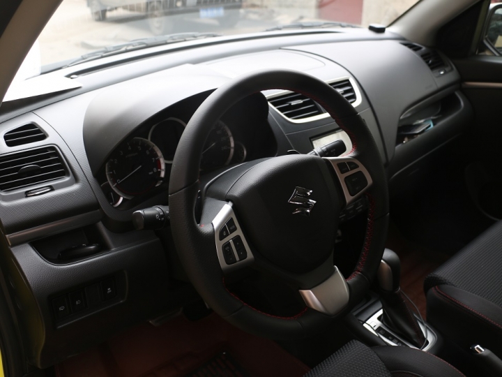 大陸 swift sport CVT開箱作業,圖片很多