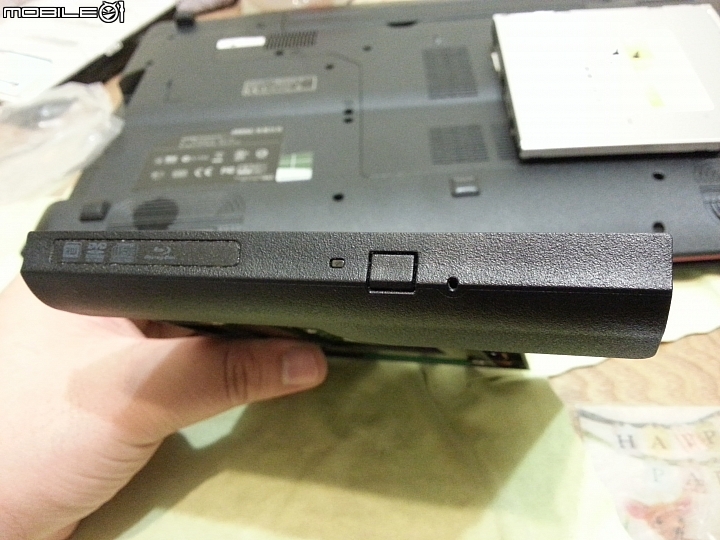 【分享】GE70 2OE 更換第二硬碟架
