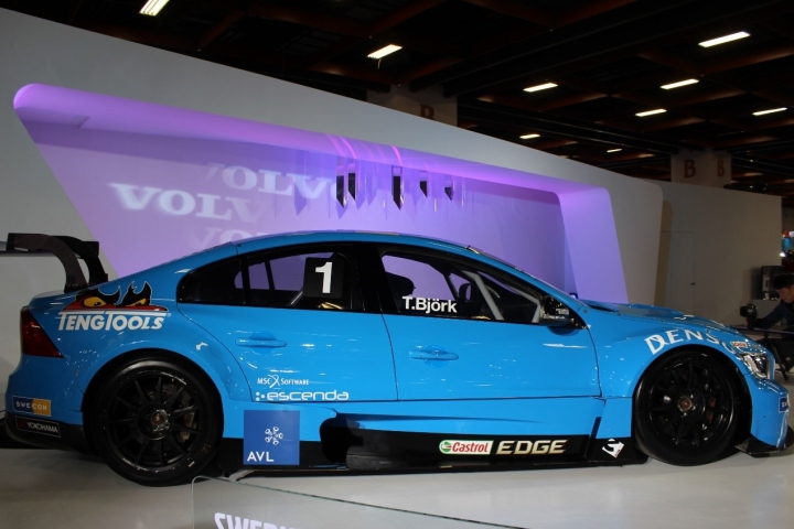 2014台北辣妹展,順便看看車;綜合評比:福特勝!!!