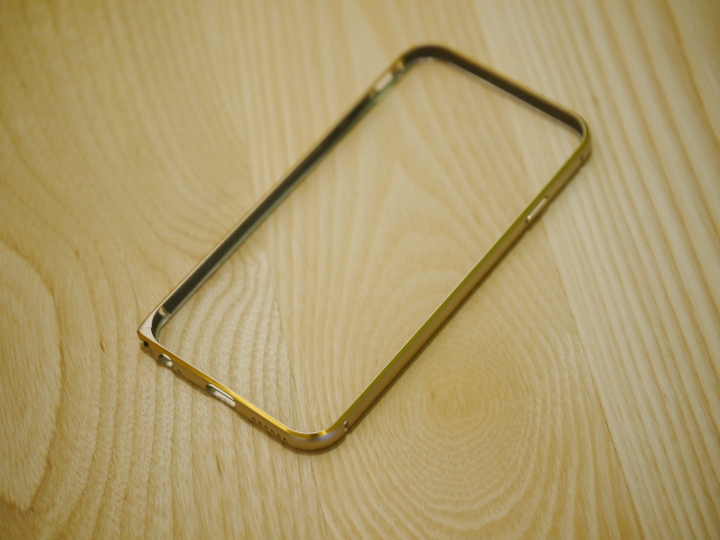 IPHONE 6 銀色與它的鋁質配件們共同開箱