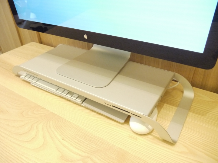 IPHONE 6 銀色與它的鋁質配件們共同開箱