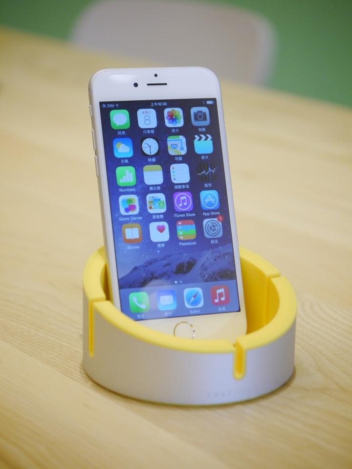 IPHONE 6 銀色與它的鋁質配件們共同開箱